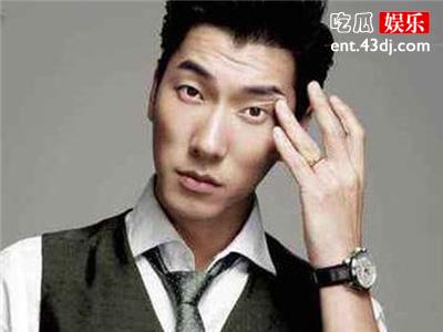 张亮发文宣布和寇静离婚，网友为何质疑其假离婚？