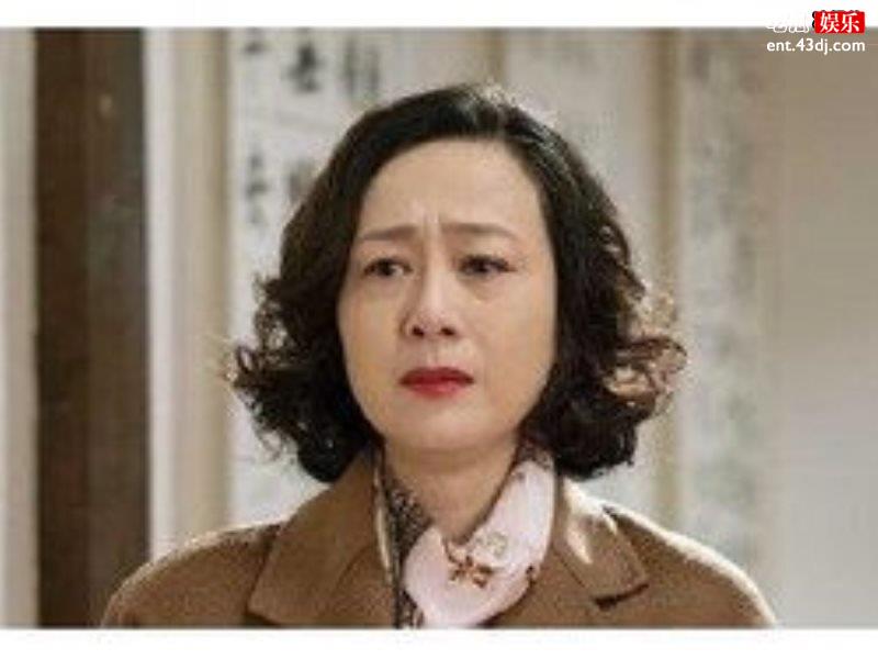 好命的吴玉芳21岁拿影后，当红时嫁运动员夫妻恩爱32年