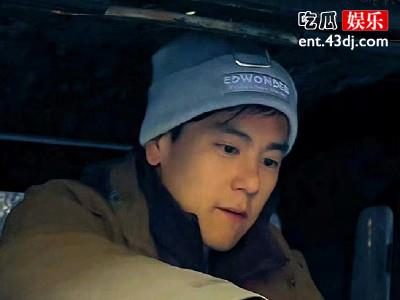 胡歌官宣当爸，为何上热搜的却是彭于晏？
