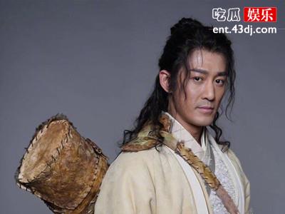 林峰扮相遭吐槽，一把年纪装嫩！