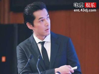 网友调侃胡歌是真的困了，他和别的男明星不一样的地方来看看！