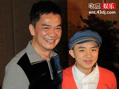 黄光亮王祖蓝关系起底，父子关系藏不住了？