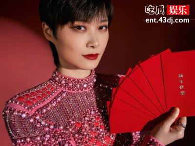 李宇春重回《歌手》时隔15年的她，再次回湖南卫视登台演唱