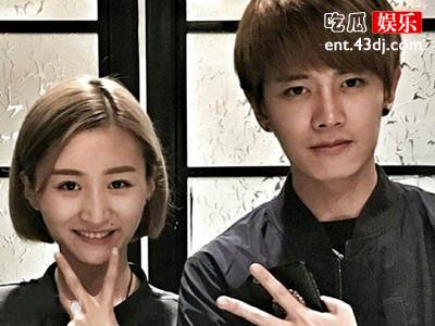 任嘉伦和老婆一家三口合照，他们的二胎出生了吗？