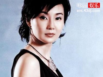 张曼玉的生活后来为什么落魄了？她和她老公是因为什么离婚的？