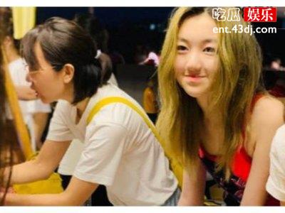 明星女儿差异大到吓到网友，为何长得差那么多