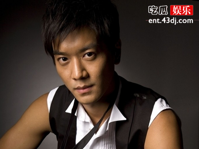 黎诺懿感情历史遭扒，其现任女友是谁？