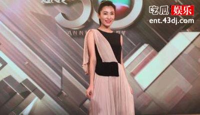 李美慧晒出自己生日照片，一家三口合影温馨美好