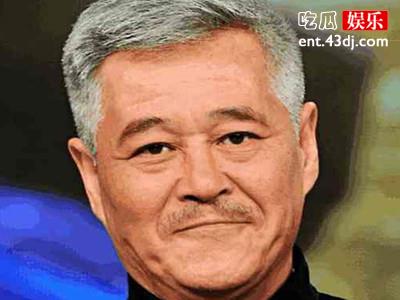 赵本山家庭成员资料，女儿“球球”不当明星成网红