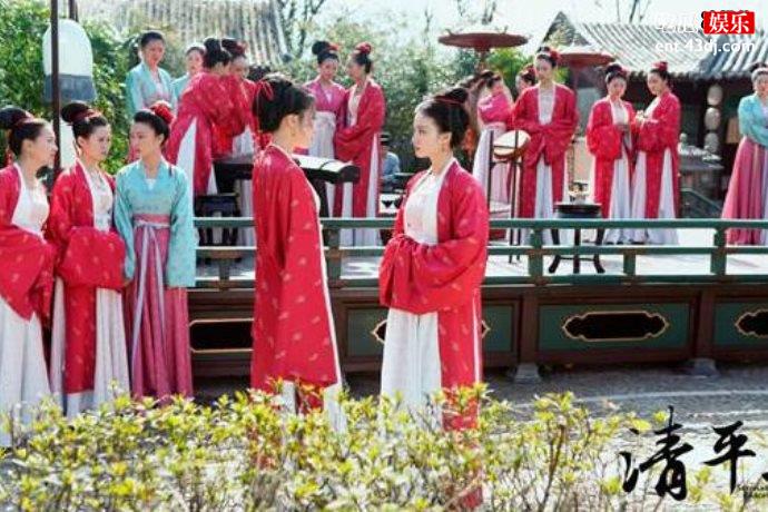 《清平乐》贾教习帮助张妼晗，得知真相网友：三观尽毁！