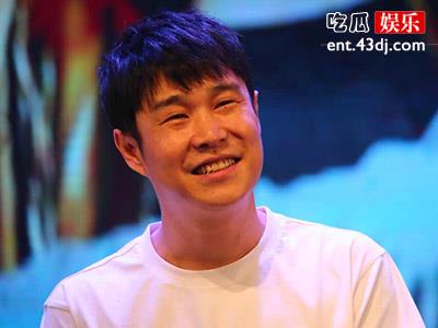 小沈阳现况遭起底，退出小品界的原因是什么？