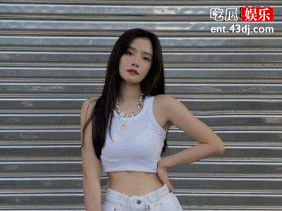 易易紫top什么关系 易易紫的朋友圈合照事件是怎么回事