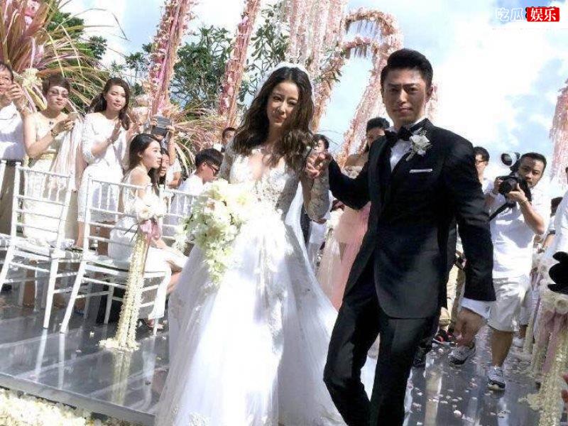 七夕娱乐圈明星也秀恩爱，霍建华林心如撒狗粮意外曝光女儿正脸照！