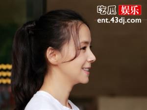 何琳和陈尊佑像吗 对比照曝光何琳否认过“儿子”传闻吗