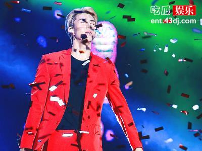男团EXO富二代成员盘点，吴世勋父亲是某公司总裁！