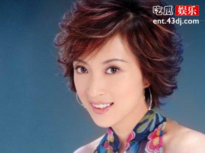被网友戏称“万年捧不红”的她处境尴尬，搭档既有实力也有流量！