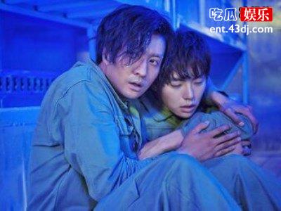 《反骗天下》纪录片上映，王一博娱乐圈明星为其打Call！