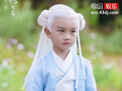 《枕上书》白滚滚为何要跟凤九姓？白滚滚出生是在哪集？