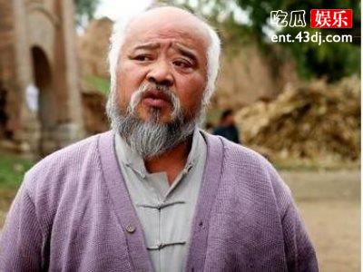65岁李琦沉迷书法，意外曝光千万豪宅
