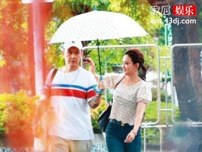 一女明星离婚不久再被曝恋情，疑似出轨在先被网暴！