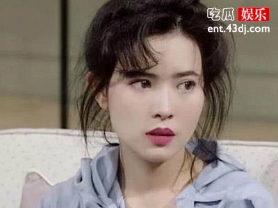 蜘蛛精蓝洁瑛结局悲惨，变疯原因让人心疼！