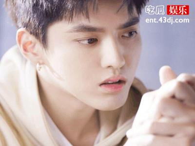 鹿晗吴亦凡合作新歌 被评难听还上了热搜？