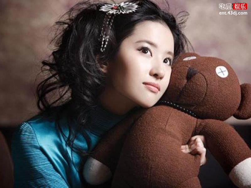 《浪姐》孟佳是刘亦菲闺蜜？合照小龙女也黯淡？