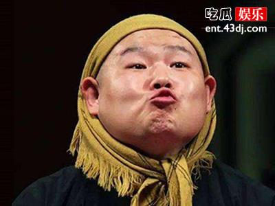 岳云鹏现场又被粉丝表白，害羞不敢抬头原来粉丝是男的！