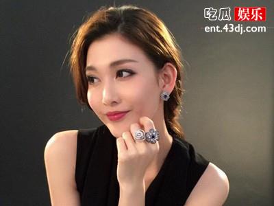 陈敏之李彩桦周丽淇不同父也不同母，为何被称三胞胎