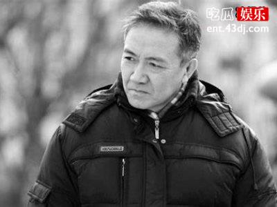放弃24年原配妻子，另娶小13岁娇妻看看李幼斌的感情生活