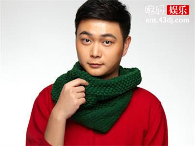 管梓净是相声出道，师傅居然是侯耀华刘洪滨二老