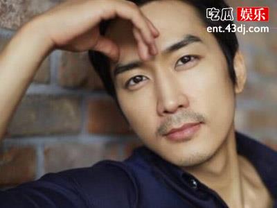 宋承宪成宥利分手原因起底，这个人会是刘亦菲吗？