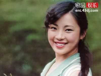 黄秋燕情史起底，和李连杰离婚后再嫁