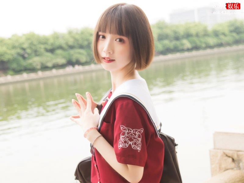 《姐姐》郑希怡气质出众，与众不同为何在港圈这么久不红不火？
