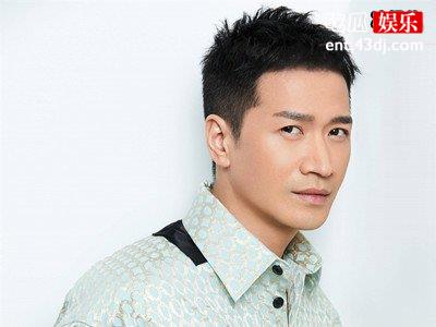 曾经是金鹰视帝，突然不火了后成为男配，他经历了什么？