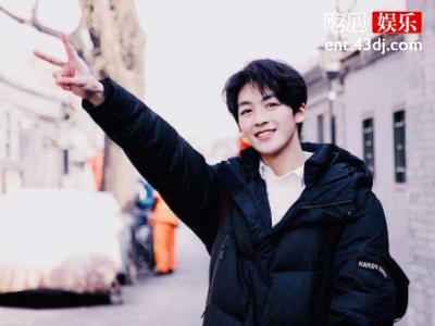 《创造营2019》吴季峰是哪个学校毕业的？他的身高年龄是多少