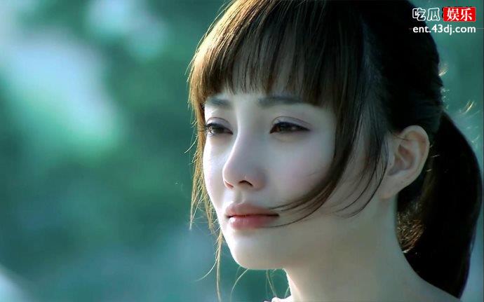 李小璐直播卖货惨被骂，撞脸女主播路人傻傻分不清