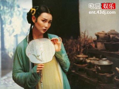 《青蛇》主角究竟是谁？王祖贤饰演白素贞风头盖过张曼玉！