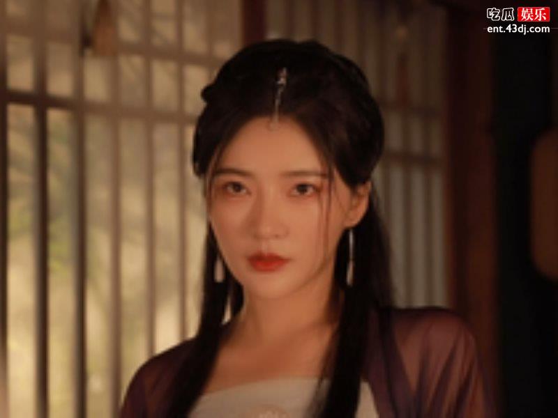 《花间酒人间月》杀青，因酒结缘演绎新古装爱情值得一看吗？