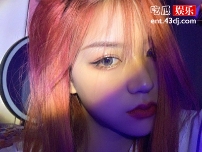 抖音女神刀小刀和陈哇塞恋情起底，男方被曝渣男配不上女方！