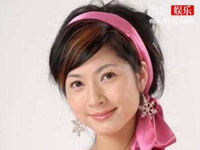 主持人吉雪萍出什么问题了？她老公出轨女儿脑瘫的消息是真的吗？