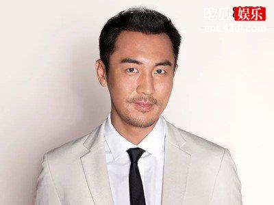 从内地回港后当主角，演技被批评，网友：恳请TVB放弃他