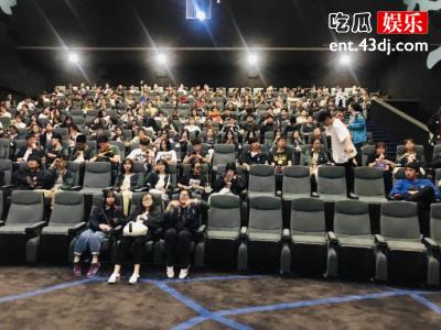 复仇者联盟4开播，一学校竟然请全校师生观看