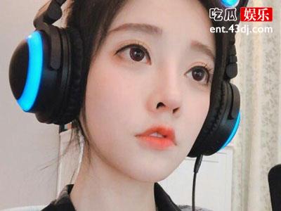 冯提莫会计梗是什么意思？她因为这件事被封禁了吗？