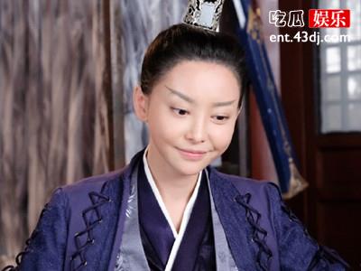 电视剧《胭脂债》角色薄野景行为何女扮男装？