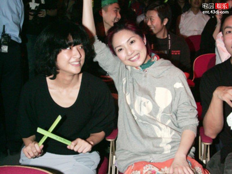 杨千嬅陈奕迅有过一段恋情？陈奕迅为了她流泪！