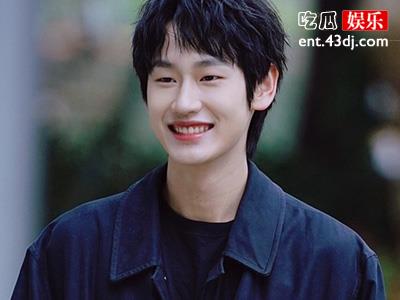 ak刘彰为什么叫太子? 起底刘彰真实家境