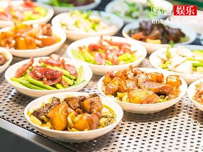 学校食堂的饭菜这么便宜？ 食堂真的不会亏本