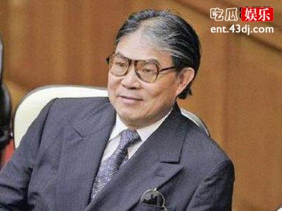 霍震霆黑郭晶晶儿媳妇只会把温柔给外人，还跟她抢孩子