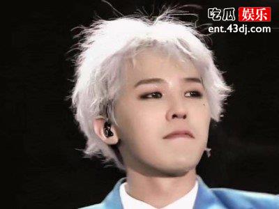 明星也会抽烟缓解压力，权志龙15万一盒黄渤抽的太便宜了